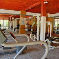 Отель Twin Lotus Resort and Spa - Adults Only Ланта фитнесс-зал