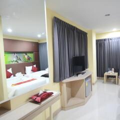 Отель Siam Golden Place Suvarnabhumi 4* Улучшенный номер с различными типами кроватей фото 6