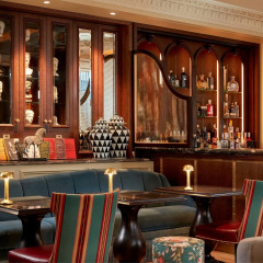 100 Queen's Gate Hotel London, Curio Collection by Hilton гостиничный бар фото 2