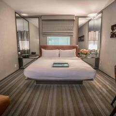 Отель SKYLOFTS at MGM Grand 4* Номер West wing с различными типами кроватей