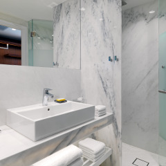Отель Athens Marriott Афины ванная