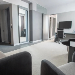 Отель Four Elements Hotels Ekaterinburg 4* Люкс фото 4