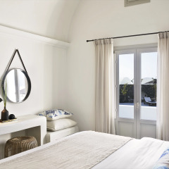 Отель Santo Maris Oia, Luxury Suites & Spa 5* Люкс с различными типами кроватей фото 3