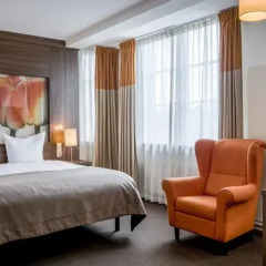 Eden Hotel Amsterdam 3* Представительский номер с двуспальной кроватью