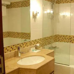 Отель Desert Rose Hotel Apartments ОАЭ, Дубай - отзывы, цены и фото номеров - забронировать отель Desert Rose Hotel Apartments онлайн ванная