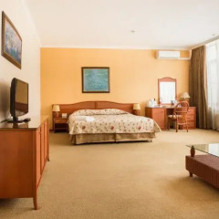 Артурс Village & SPA Hotel 4* Стандартный семейный номер с двуспальной кроватью