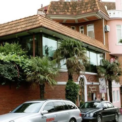 Отель Irmeni парковка
