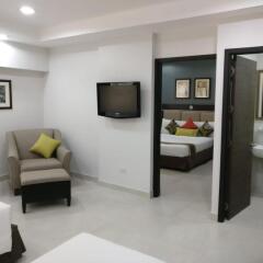 Отель Mac Boutique Suites Sukhumvit Soi 7 4* Люкс Royal фото 10