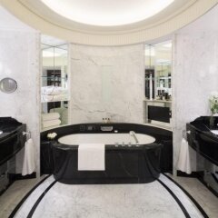 Hotel The Peninsula Paris 5* Номер Делюкс с различными типами кроватей фото 2