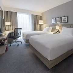 Отель Hilton Garden Inn Manchester Emirates Old Trafford комната для гостей