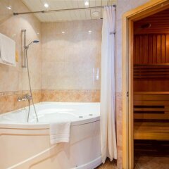 Гостиница Невский Астер 3* Люкс с двуспальной кроватью фото 7