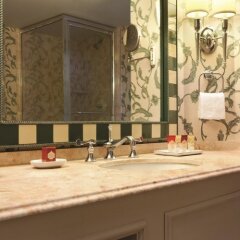 Отель Paris Las Vegas 4* Стандартный номер с 2 отдельными кроватями фото 2
