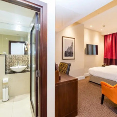 Отель Doubletree by Hilton London Marble Arch 4* Номер Делюкс с различными типами кроватей фото 4