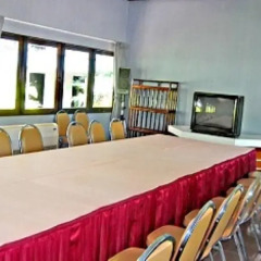 Отель Tassanee Garden Lodge