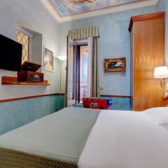 Hotel Amalfi 3* Стандартный семейный номер с различными типами кроватей фото 5