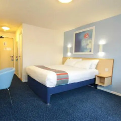 Отель Travelodge Manchester Sportcity Манчестер комната для гостей фото 3