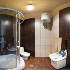 Отель Rymarska ApartHotel Харьков ванная