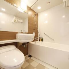 Отель Richmond Hotel Asakusa Япония, Токио - отзывы, цены и фото номеров - забронировать отель Richmond Hotel Asakusa онлайн ванная фото 2