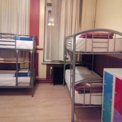 Hostel Louise Брюссель комната для гостей