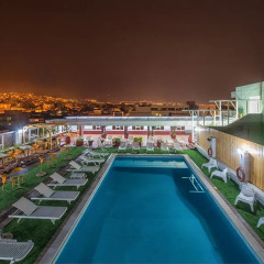 Capsis Hotel Thessaloniki бассейн