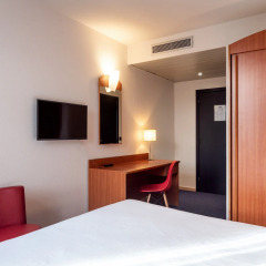 Отель Aris Grand Place 3* Номер категории Премиум фото 4