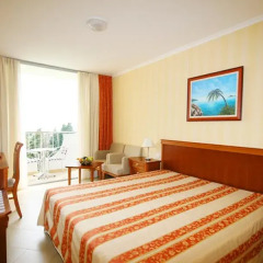 Отель Mediteran Wellness & Spa Congress Center комната для гостей