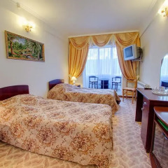 Гостиница Пятигорский Нарзан в Пятигорске отзывы, цены и фото номеров - забронировать гостиницу Пятигорский Нарзан онлайн Пятигорск комната для гостей фото 3