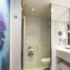 Отель Lapland Hotels Tampere ванная фото 2