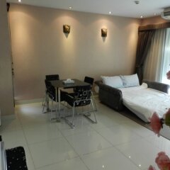 Апартаменты NEOcondo Pattaya Паттайя комната для гостей фото 5