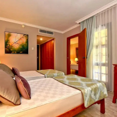TUI Magic Life Waterworld Hotel 5* Стандартный семейный номер с различными типами кроватей фото 2