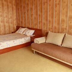 Hotel on Rybatskiy lane комната для гостей фото 3