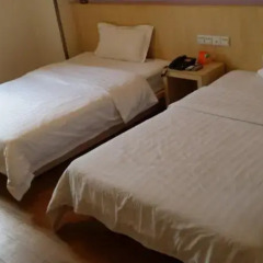 Отель 7 Days Inn (Guangzhou Huanghuagang Metro Station) комната для гостей фото 11