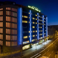 Sallés Hotel Pere IV вид на фасад