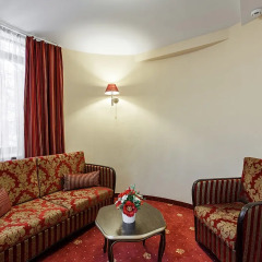 Клуб Отель Корона 4* Сьюит фото 3