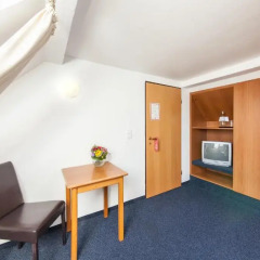 Hotel Antares Düsseldorf 3* Номер Basic с различными типами кроватей фото 4