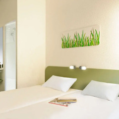 Отель Ibis Budget Berlin Alexanderplatz Германия, Берлин - отзывы, цены и фото номеров - забронировать отель Ibis Budget Berlin Alexanderplatz онлайн комната для гостей