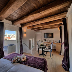 Отель Trevi Palace Luxury Inn Улучшенный люкс с различными типами кроватей фото 2