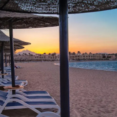 Отель Cleopatra Luxury Resort Makadi Bay пляж фото 5