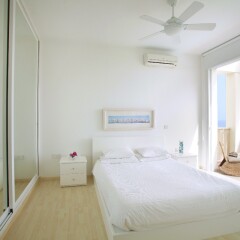 Отель Leonies By The Sea Villa комната для гостей фото 2