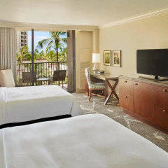 Отель Hilton Hawaiian Village Waikiki Beach Resort 4* Стандартный номер с 2 отдельными кроватями фото 6