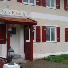 Отель Joe's Polo Ranch вид на фасад фото 2