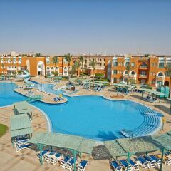 Отель SUNRISE Garden Beach Resort & Spa - All Inclusive Египет, Хургада - 9 отзывов об отеле, цены и фото номеров - забронировать отель SUNRISE Garden Beach Resort & Spa - All Inclusive онлайн бассейн фото 2