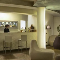 Отель Aqua Италия, Абано-Терме - 5 отзывов об отеле, цены и фото номеров - забронировать отель Aqua онлайн гостиничный бар