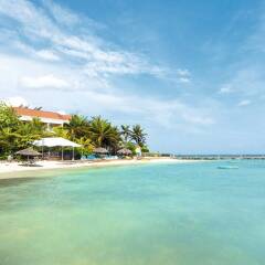 Отель Coyaba Beach Resort and Club пляж фото 3