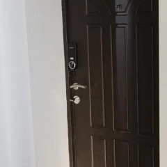 Апартаменты Meretskova Apartment Великий Новгород сейф в номере