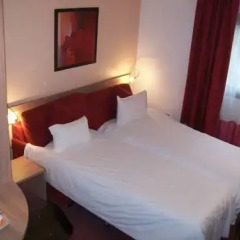 Отель Canal Suites Paris La Villette 3* Люкс Комфорт с различными типами кроватей