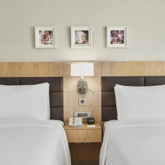 Отель Hilton Garden Inn Dubai Mall Of The Emirates 4* Стандартный номер с различными типами кроватей фото 6