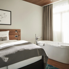 Отель Hard Rock Hotel Davos Швейцария, Давос - отзывы, цены и фото номеров - забронировать отель Hard Rock Hotel Davos онлайн ванная