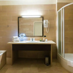 Quality Hotel Antwerpen Centrum Opera 4* Представительский номер с различными типами кроватей фото 6