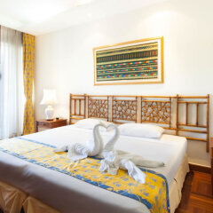 Отель Allamanda Laguna Phuket 4* Улучшенные апартаменты